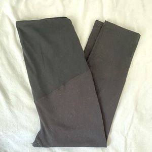 Zella maternity Capri leggings